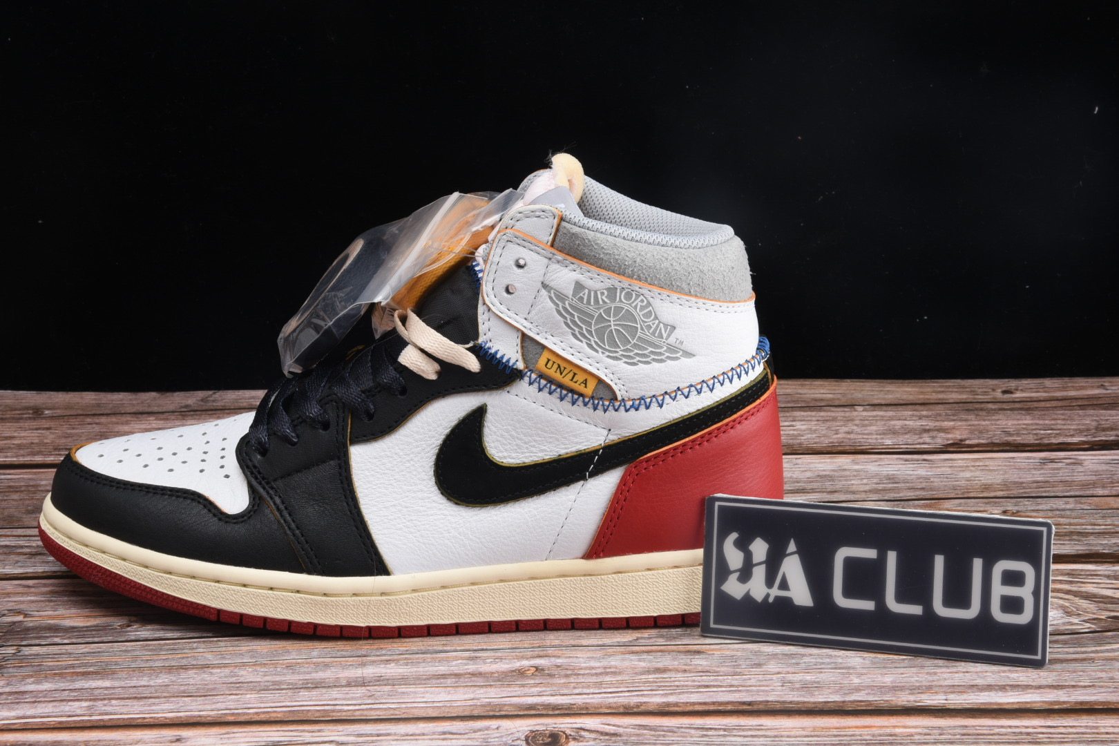 AJ-1-RETRO-HIGH-UNION-LOS-ANGELES-BLACK-TOE-BV1300-106.jpg