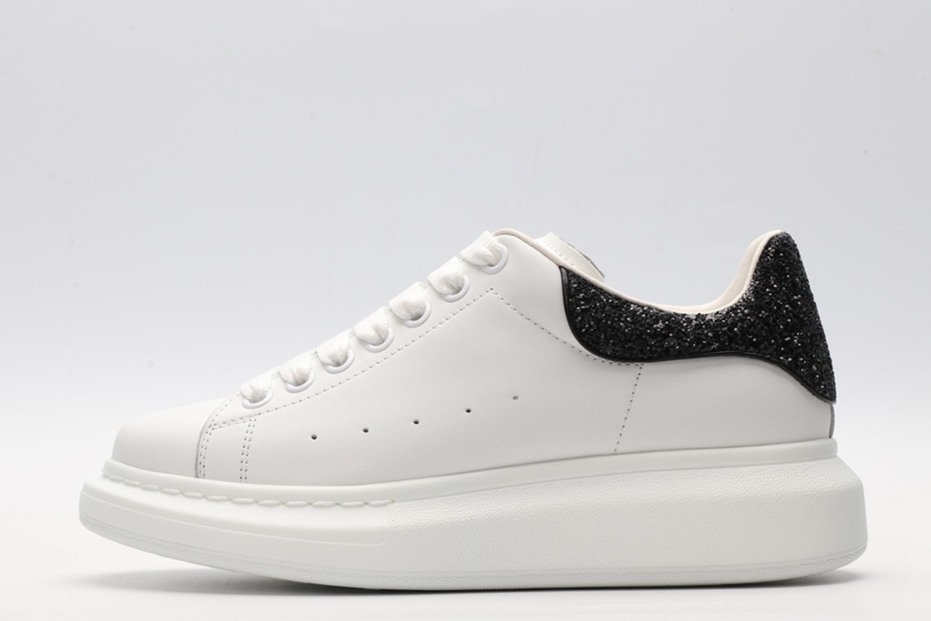 AMQ-oversized-sneakers-with-black-heel-15.jpg